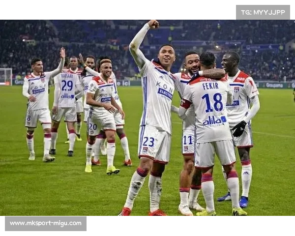 法甲第13轮战罢，巴黎30分领跑，马赛、朗斯同积28分紧随其后